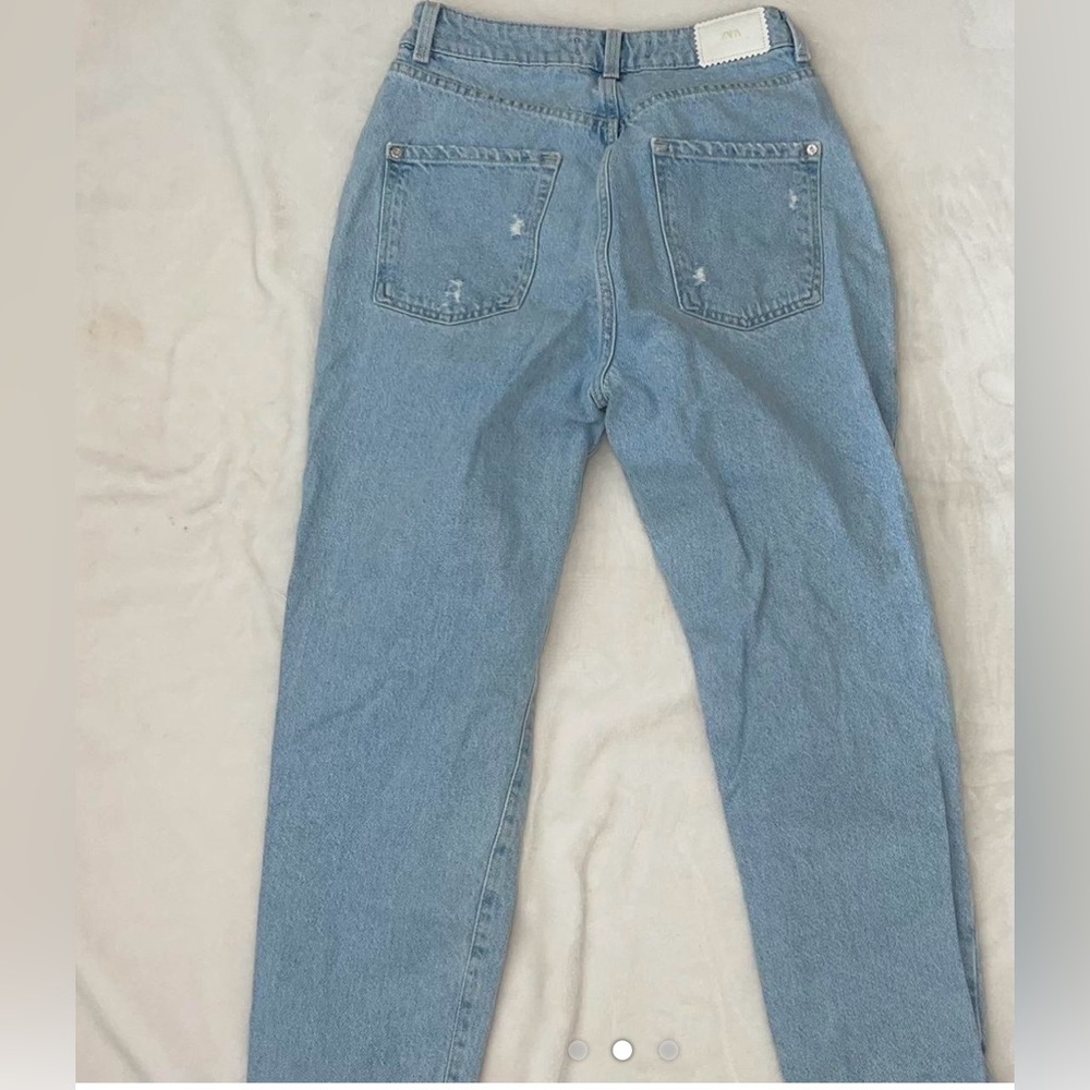 Zara Ripped Mom Jeans